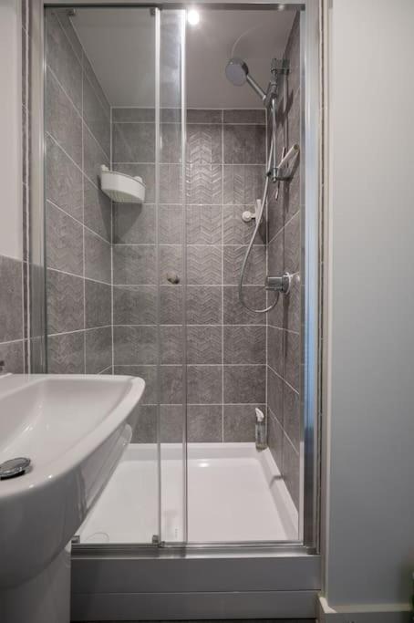 Cosy 3 Bed Near Beaches, Cardiff & Brecon Beacons Coity Екстер'єр фото