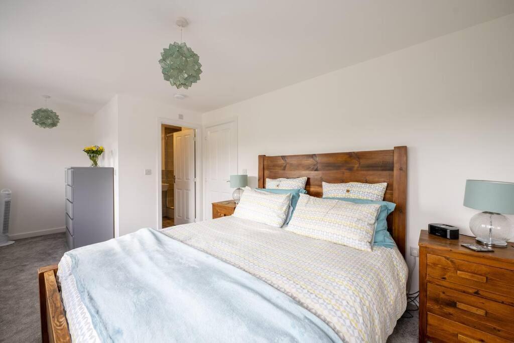 Cosy 3 Bed Near Beaches, Cardiff & Brecon Beacons Coity Екстер'єр фото