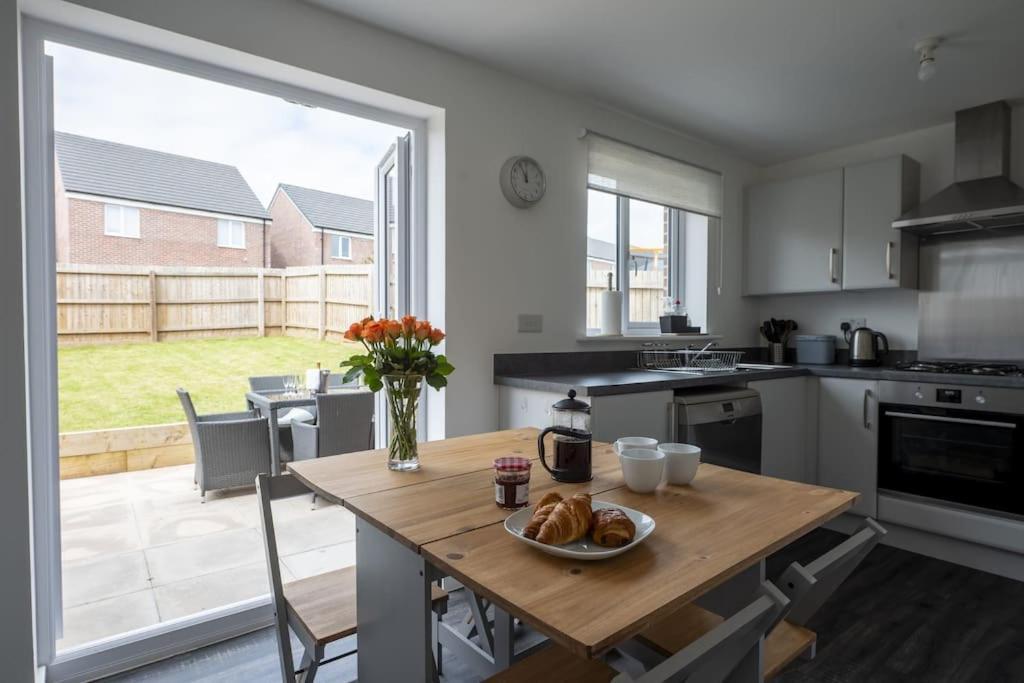 Cosy 3 Bed Near Beaches, Cardiff & Brecon Beacons Coity Екстер'єр фото
