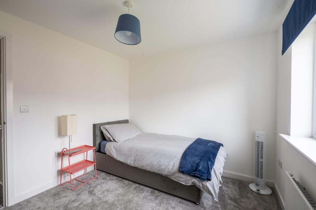 Cosy 3 Bed Near Beaches, Cardiff & Brecon Beacons Coity Екстер'єр фото